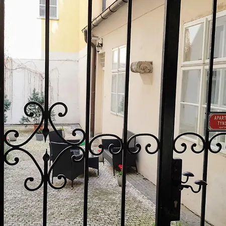 Týnská 7 Apartamento
