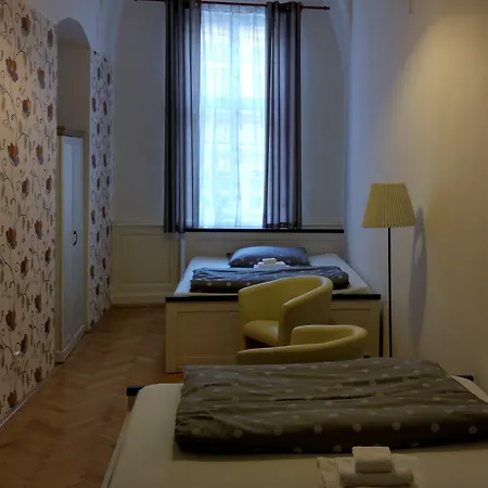 Tynska 7 Prag