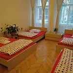 Tynska 7, Heart Of Old Town Apartment Prague