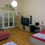 Apartment Tynska 7, Heart Of Old Town *