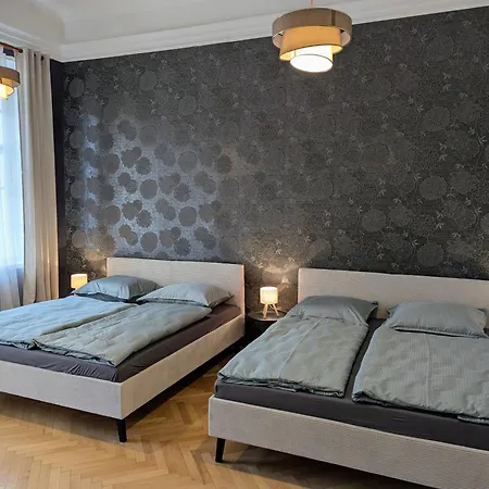 Týnská 7 Apartamento Praga