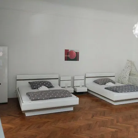 Apartment Tynska 7 Prague