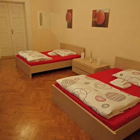 Tynska 7 Apartment