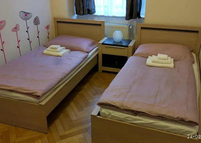 Apartament Tynska 7 *