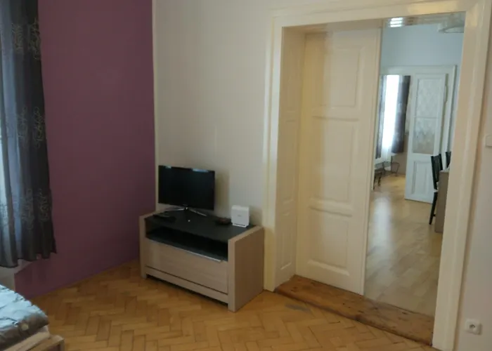 Týnská 7 * Praga